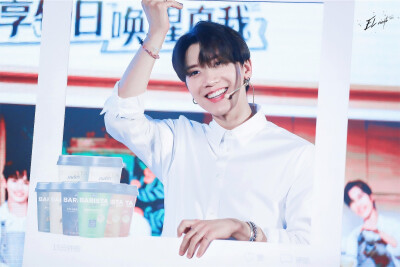 TEN 李永钦
190715 每日咖啡师见面会
?Elviento0227