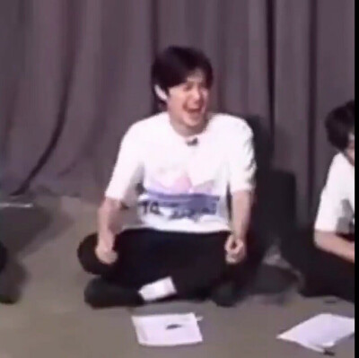 produceX101 404 表情包