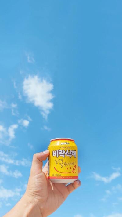 壁纸 ins可爱简约清新蓝色天空夏