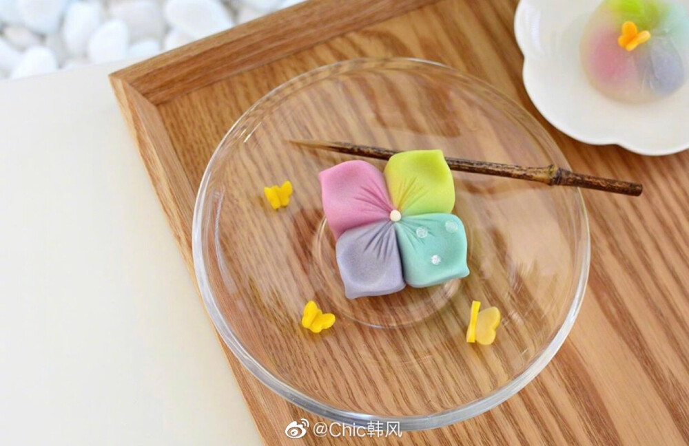 .
Shop | 日式菓子店카시코이
精致的日式和菓子与清新绿茶色完美搭配
是一个夏日消暑打卡的好去处
地址：西大门区 연희동 성산로 253-4 ​​​