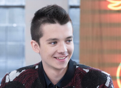 Asa Butterfield 