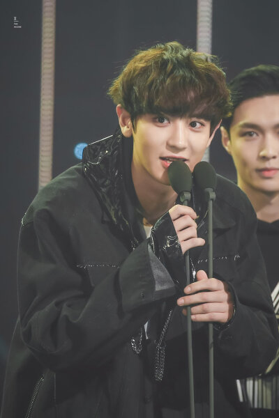 朴灿烈 Chanyeol