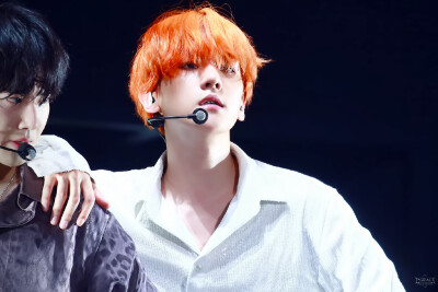 190719【L_grace_】EXpℓOration in 首尔 高清2P