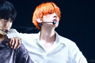 190719【L_grace_】EXpℓOration in 首尔 高清2P