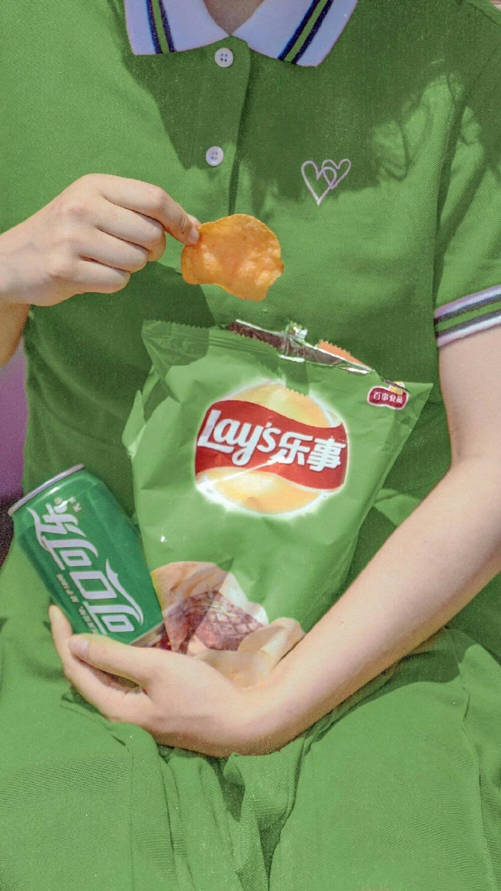 来源：wb尼脑子瓦特啦
饮料壁纸
零食壁纸