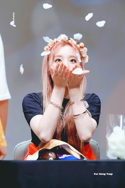 宋雨琦
190713 PB签售
©️Fairytale-