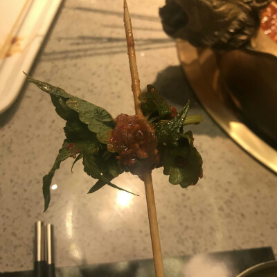 成都春熙路王府井，签王之王。
奇特牛肉串：茴香牛肉，薄荷牛肉，苹果牛肉，玫瑰牛肉