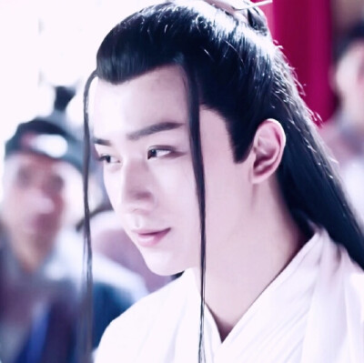 李宏毅
大家去看看哥哥吧！！太绝了