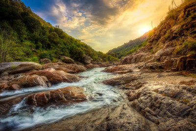 Sunset on the Kaweah River by Stephen Moehle on 500px