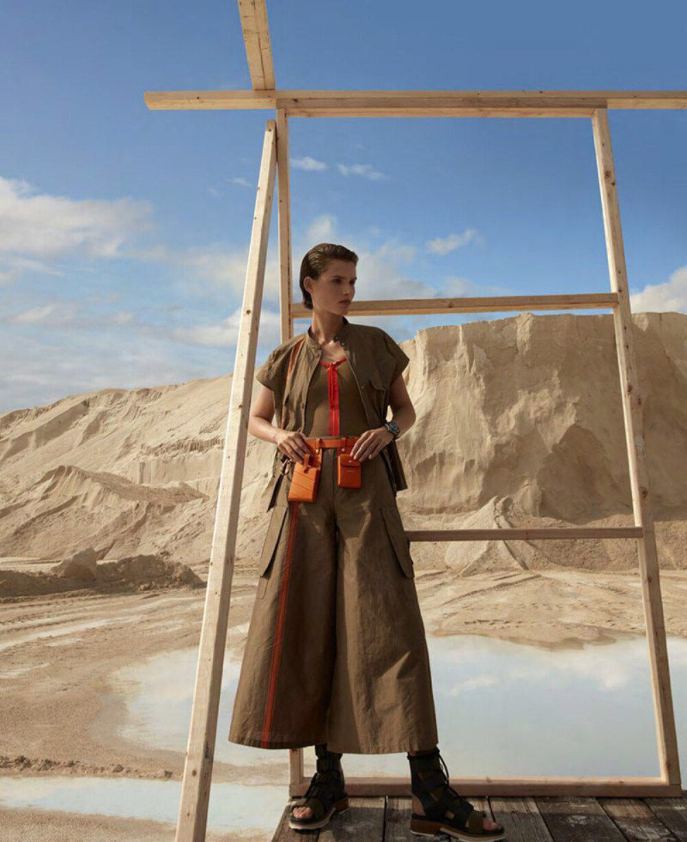 #杂志大片Editorials#
Harper's Bazaar U.S.
March 2019
Camilla Akrans - Photographer
Patrick Mackie - Fashion Editor/Stylist
Giedre Dukauskaite - Model ​