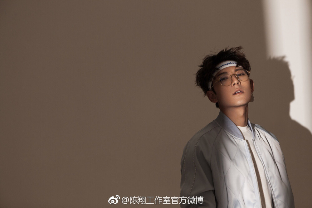 以梦为马，不负韶华，砥梦前行