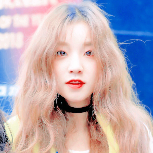 宋雨琦／（Ｇ）Ｉ－ＤＬＥ／没手别拿。