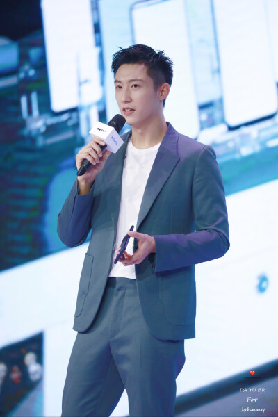 喜欢老大今日这套图 20190723
cr：logo