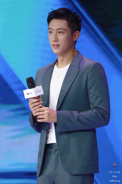 喜欢老大今日这套图 20190723
cr：logo