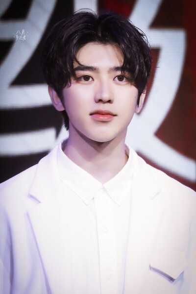 cr:八月夢遊者丨蔡徐坤
20190723汤臣倍健Yep周年派对