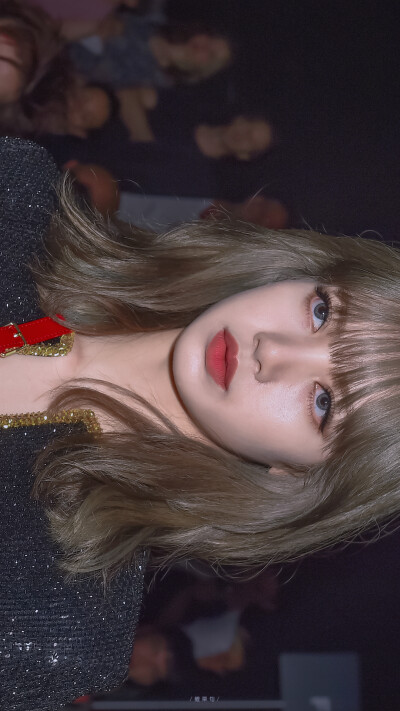 Lalisa
(源于微博)