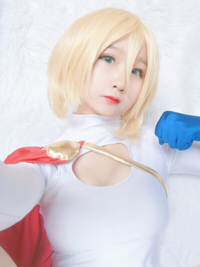 神力女孩 神力女郎
DC
coser：麦麦羊
转载需标注cn