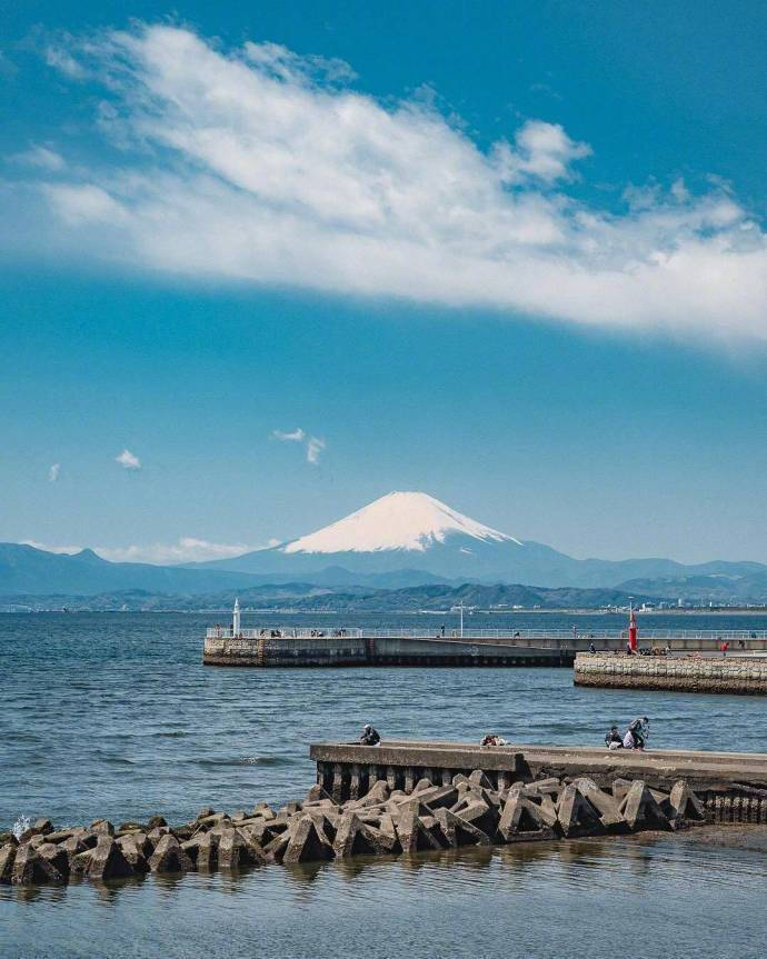 人生人山人海人来人往自己自尊自爱自由自在