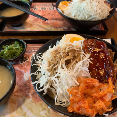 上海—-APE Grill小猴烧肉丼