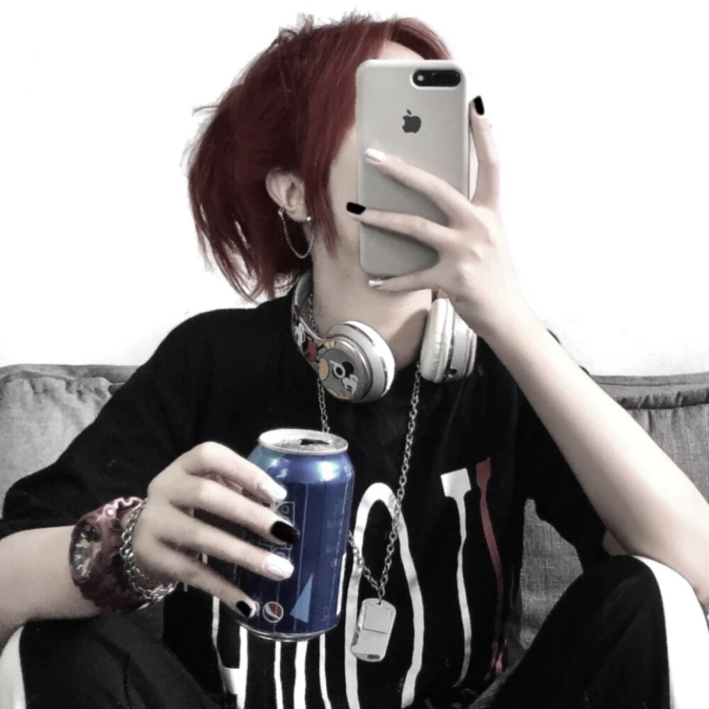 my teas gone cold im wondering why l .got out of bed at all.