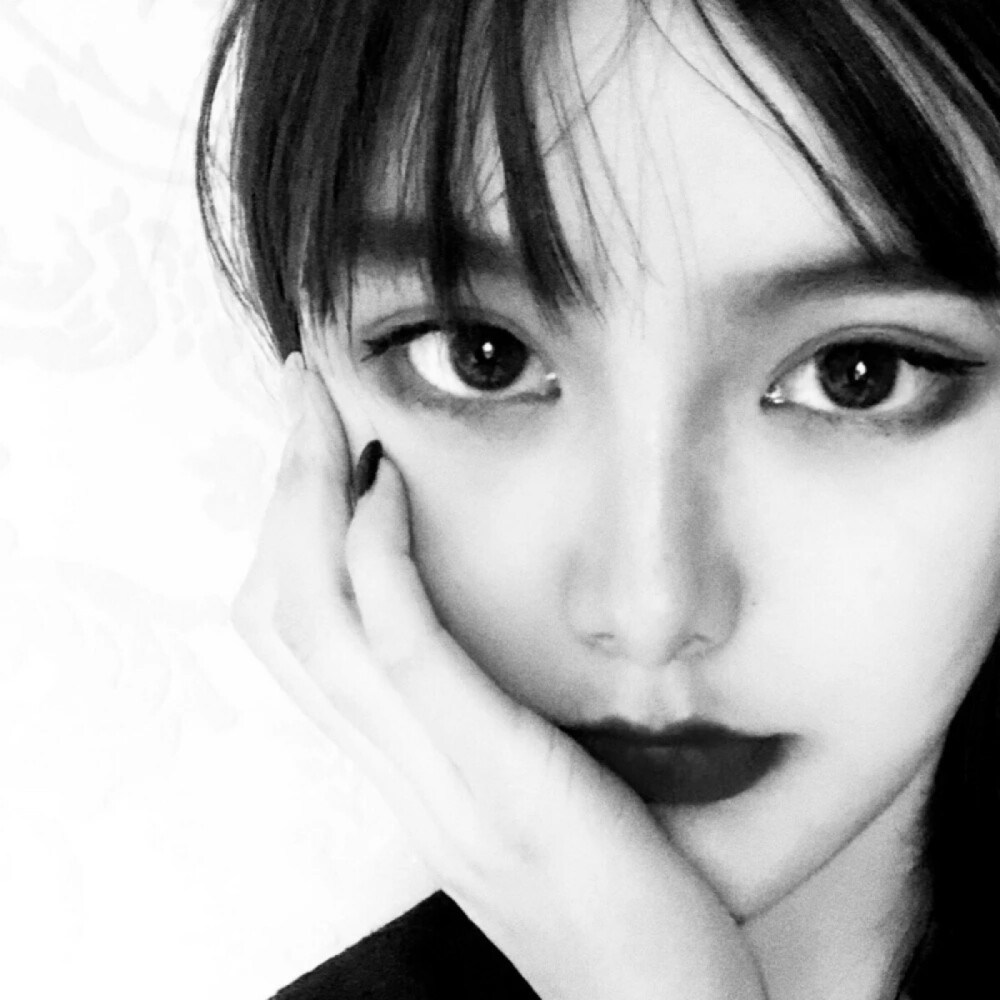 my teas gone cold im wondering why l .got out of bed at all.