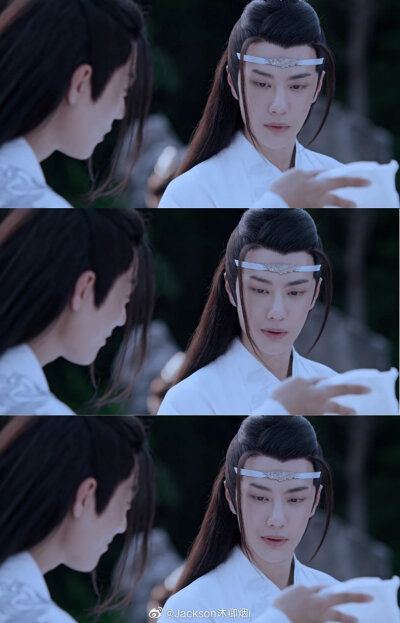 追剧女孩来分享壁纸啦~这些壁纸都是在网上找的如有侵犯，秒删