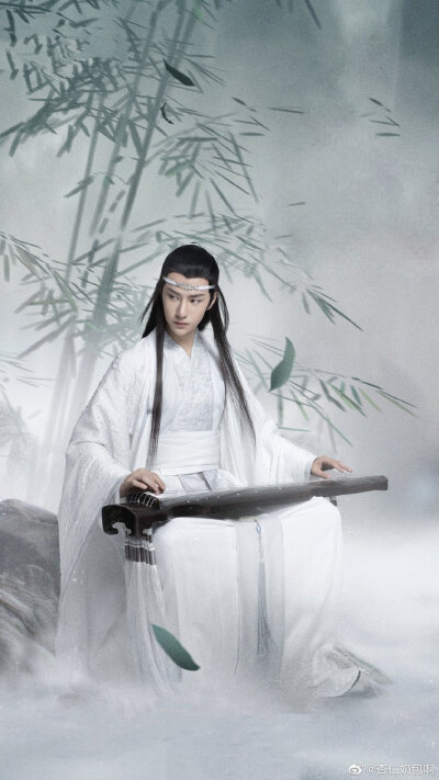 追剧女孩来分享壁纸啦~这些壁纸都是在网上找的如有侵犯，秒删