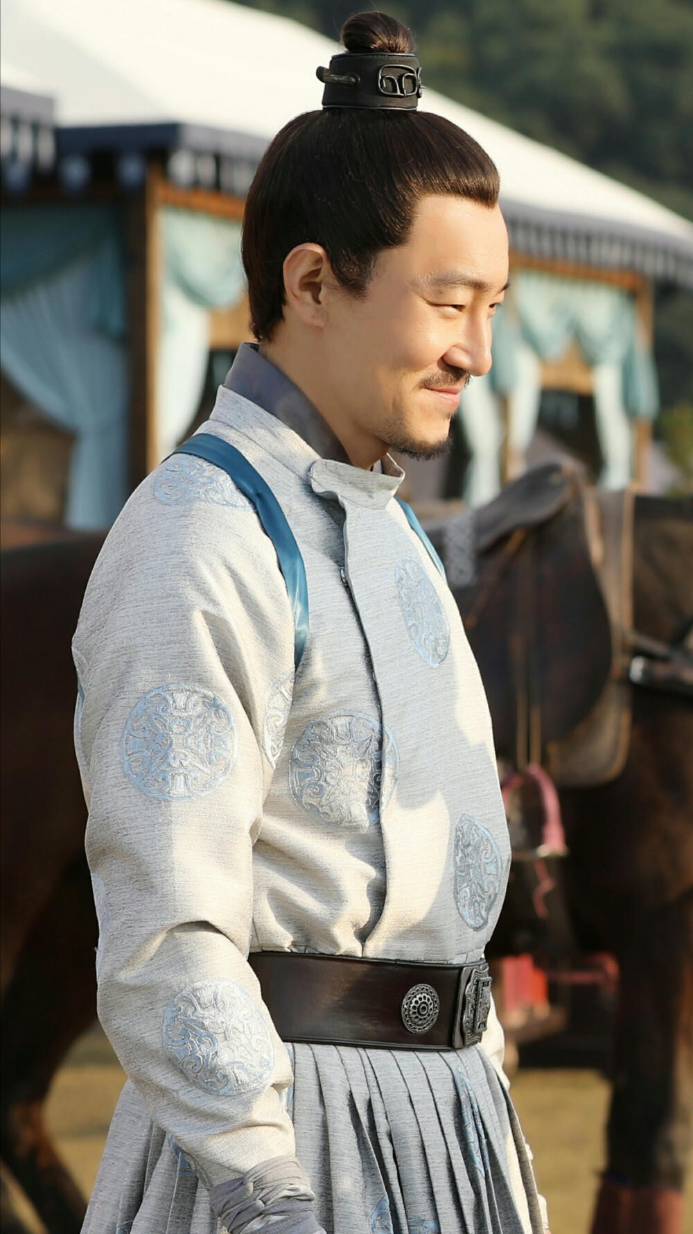 知否知否应是绿肥红瘦沈从兴延翔