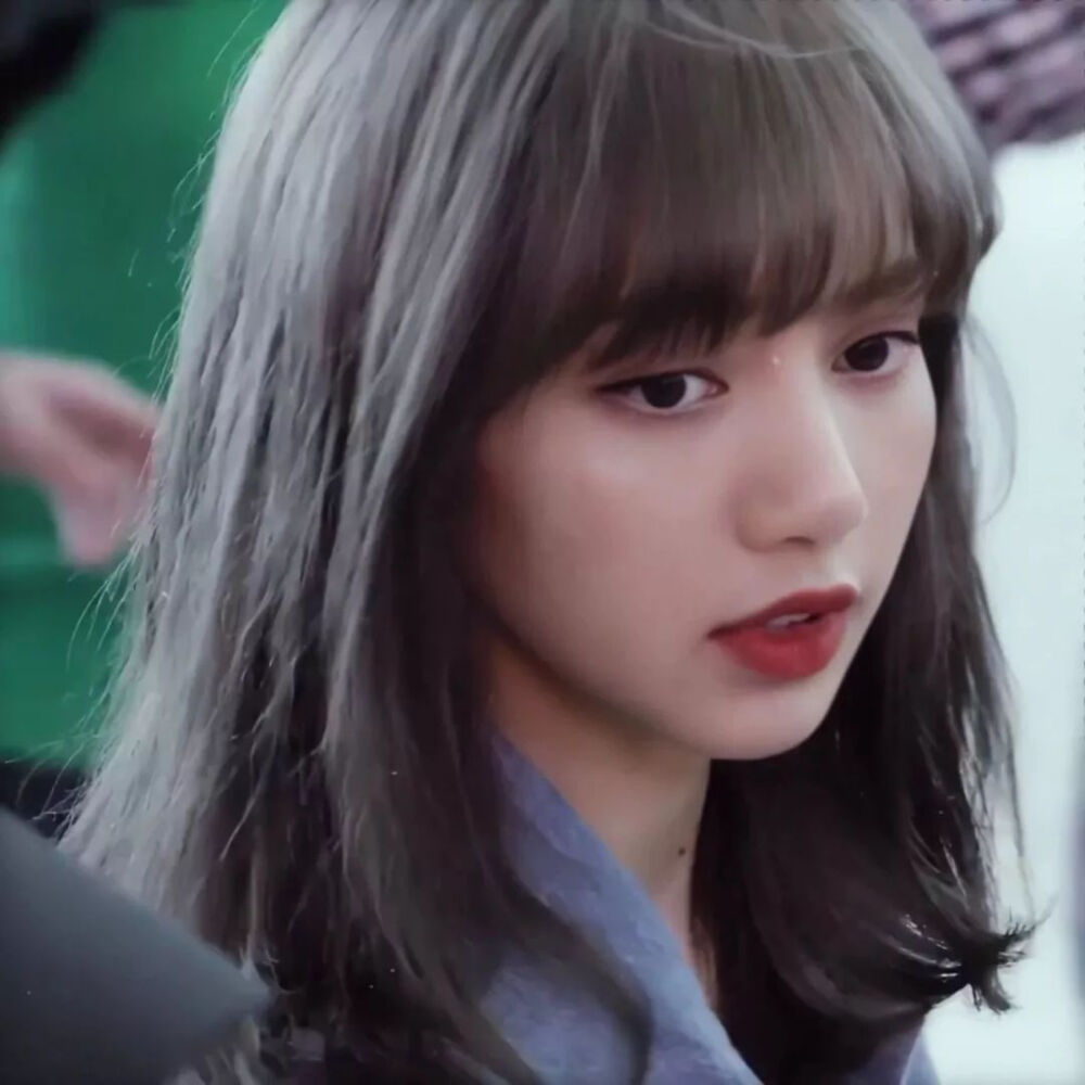 人间芭比辣丽莎☞