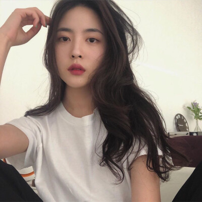 女头 诗梦瑶