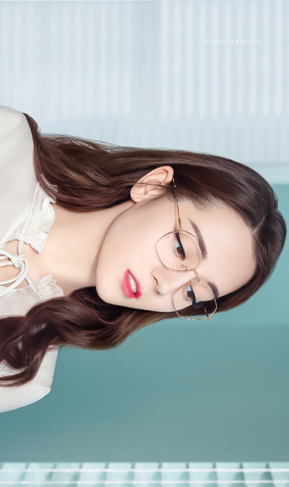 cr:眼拥星河迪丽热巴代言亓那眼镜