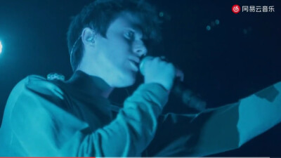 啊啊啊！我可爱的小斑鸠！Alec benjamin！