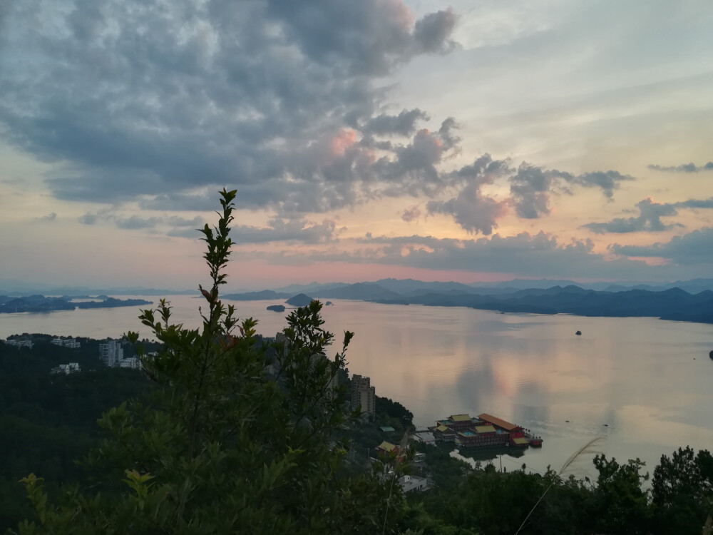 千岛湖的天，漂亮到心里去了