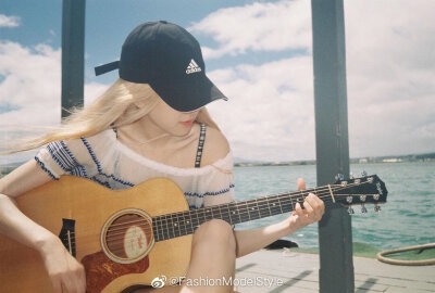 #ROSÉ[超话]#PeaceCeleb Korea Style | BLACKPINK ROSÉ insta夏威夷旅拍更新