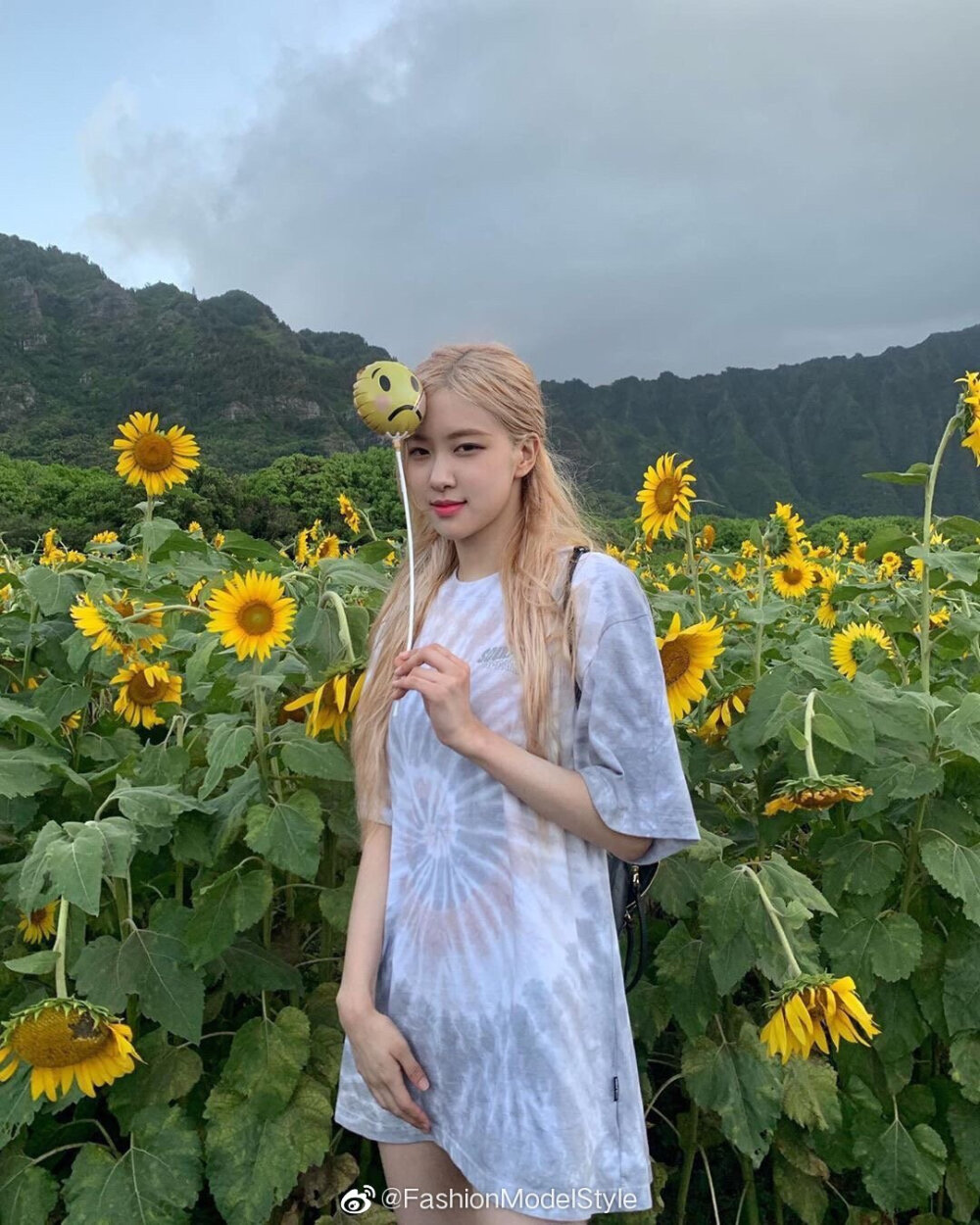 #ROSÉ[超话]#PeaceCeleb Korea Style | BLACKPINK ROSÉ insta夏威夷旅拍更新