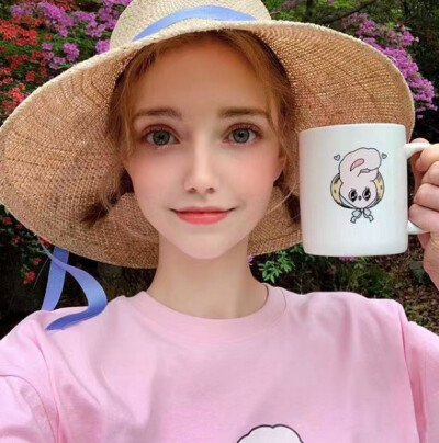 Chloe。德國麻豆