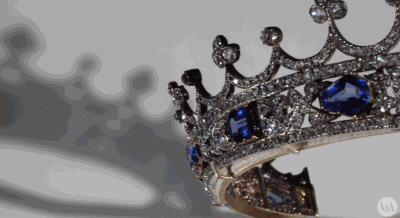 由阿尔伯特王子设计，维多利亚女王的蓝宝石和钻石皇冠