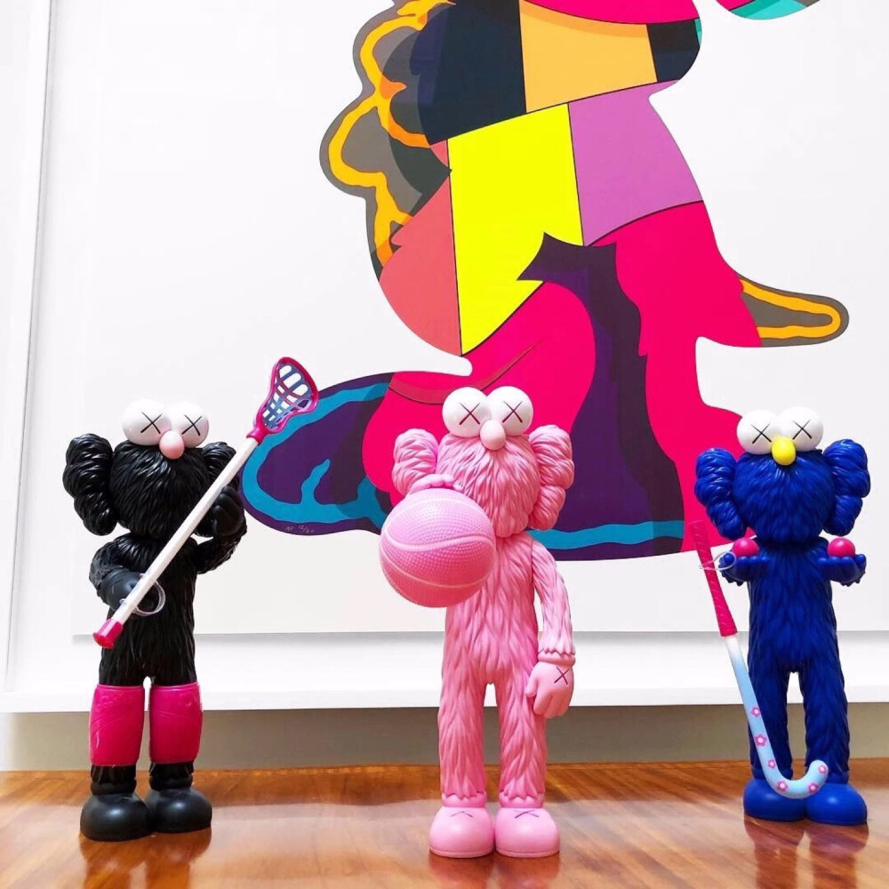 kaws