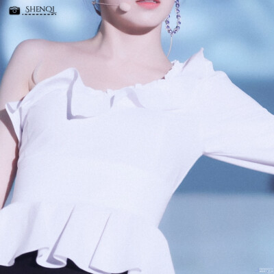 申弃。二传经允许。
©SerendipityMeet329