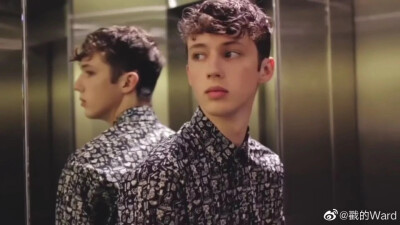 troye