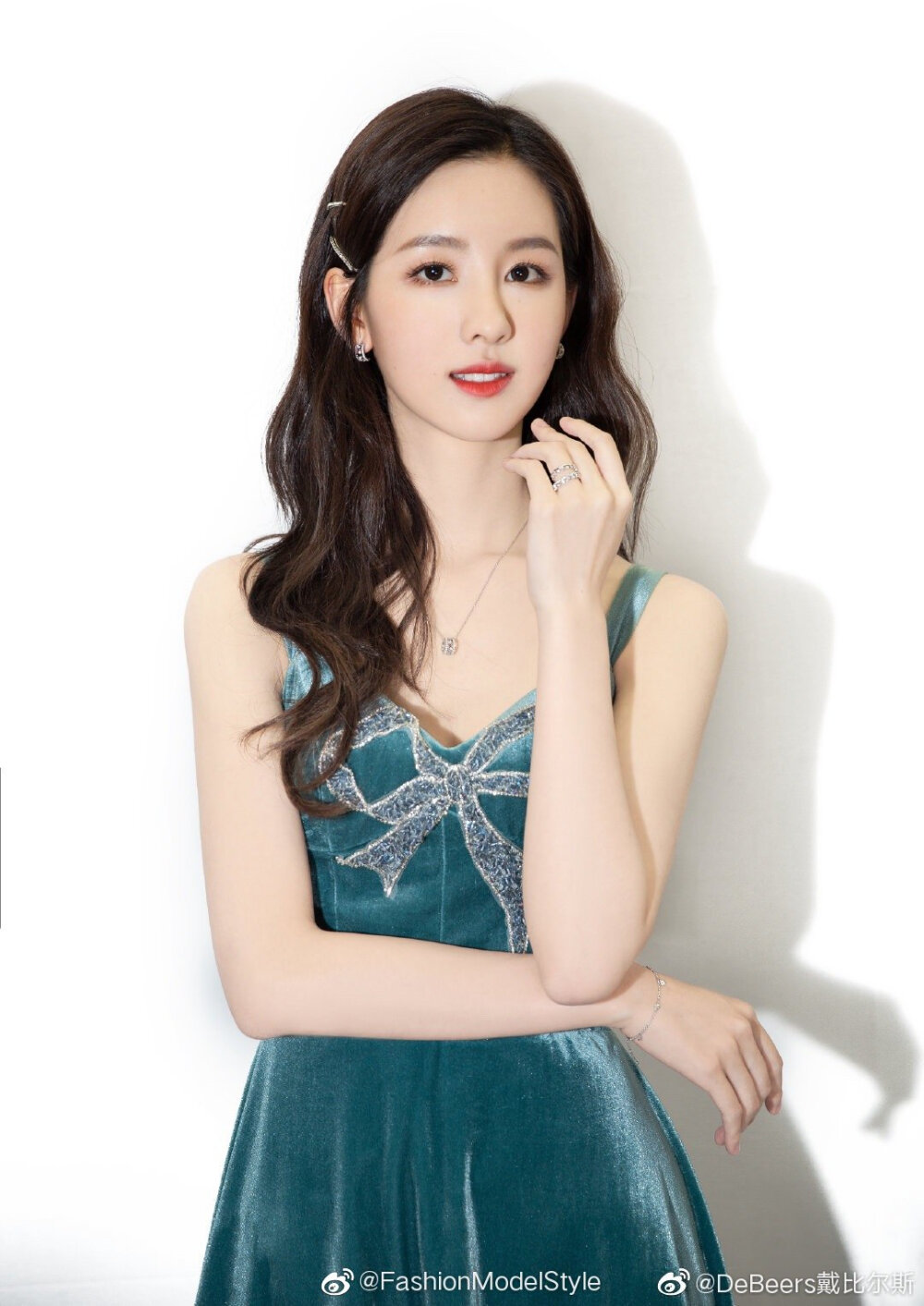 陈都灵妆发style陈都灵妆发