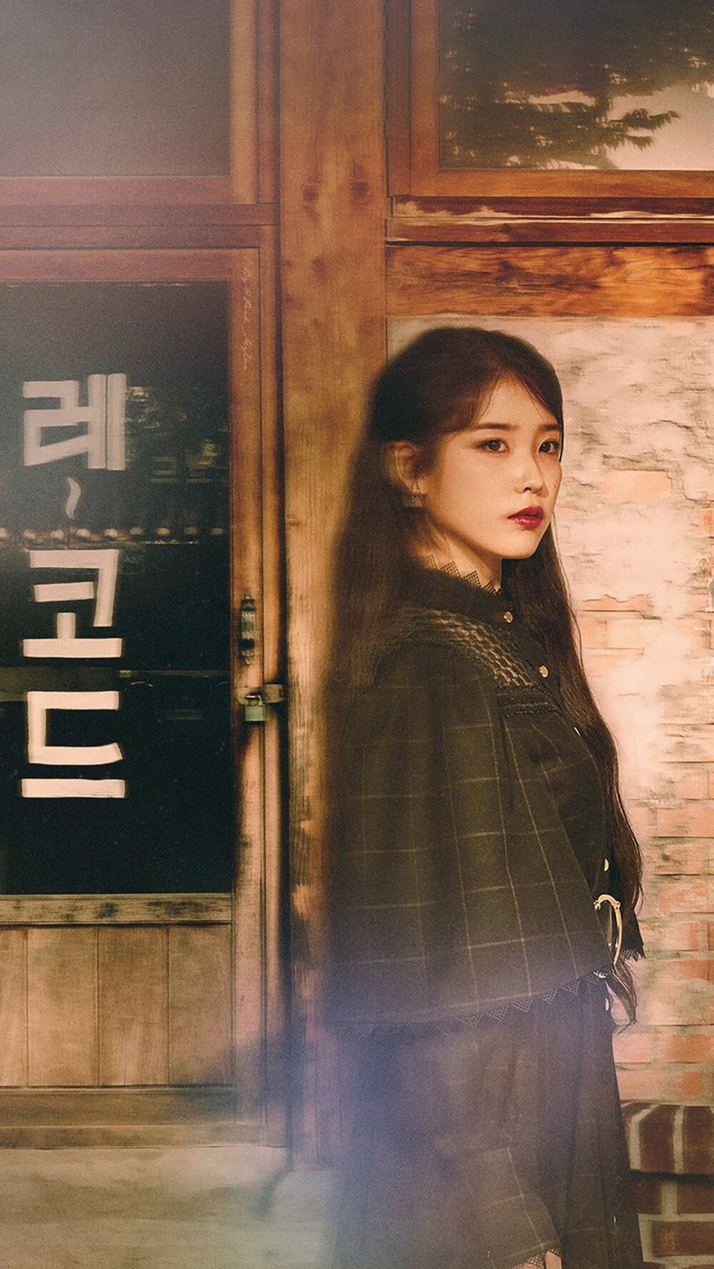 IU ☾ 德鲁纳酒店 cr：Pink_MyEun