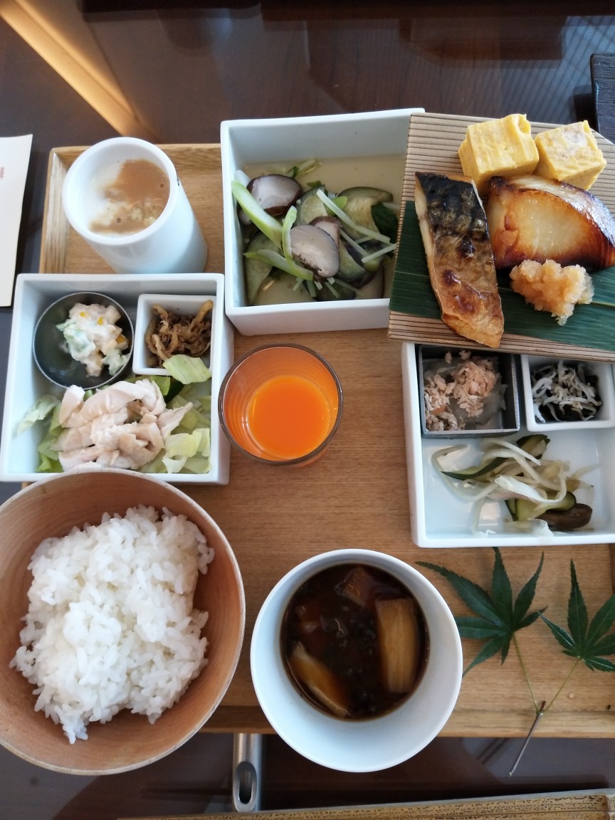 早餐 和食