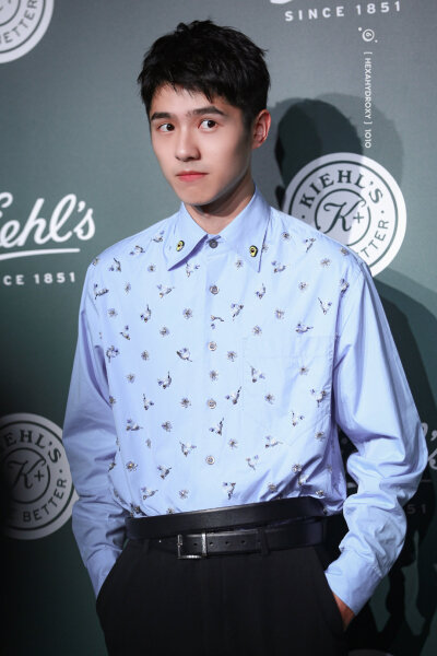 刘昊然 cr见水印