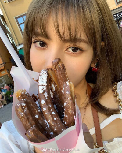 LISAPeaceCeleb Korea Style | Lisa insta旅拍更新