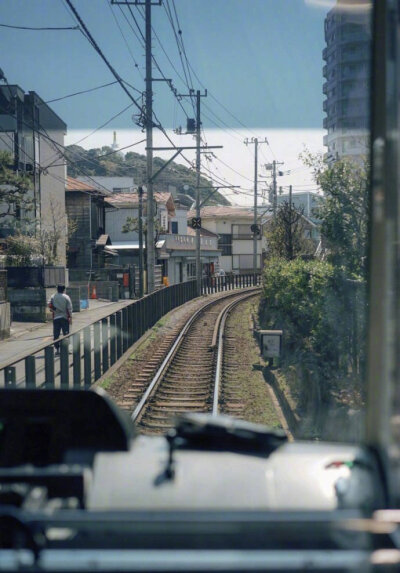 日本镰仓的夏天和海，想去吗？