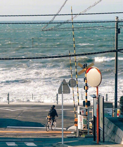 日本镰仓的夏天和海，想去吗？