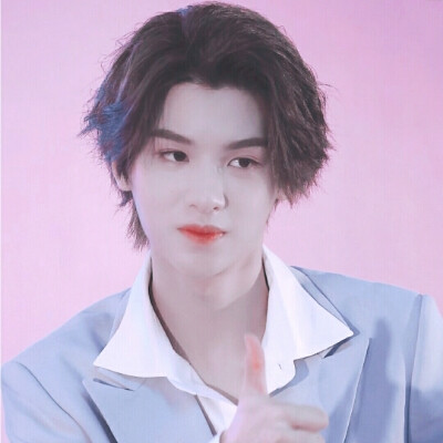 黄明昊