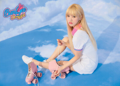 190730 官推更新Part. 1
OH MY GIRL SUMMER PACKAGE ALBUM [Fall in Love] SKY teaser
金美贤 Mimi