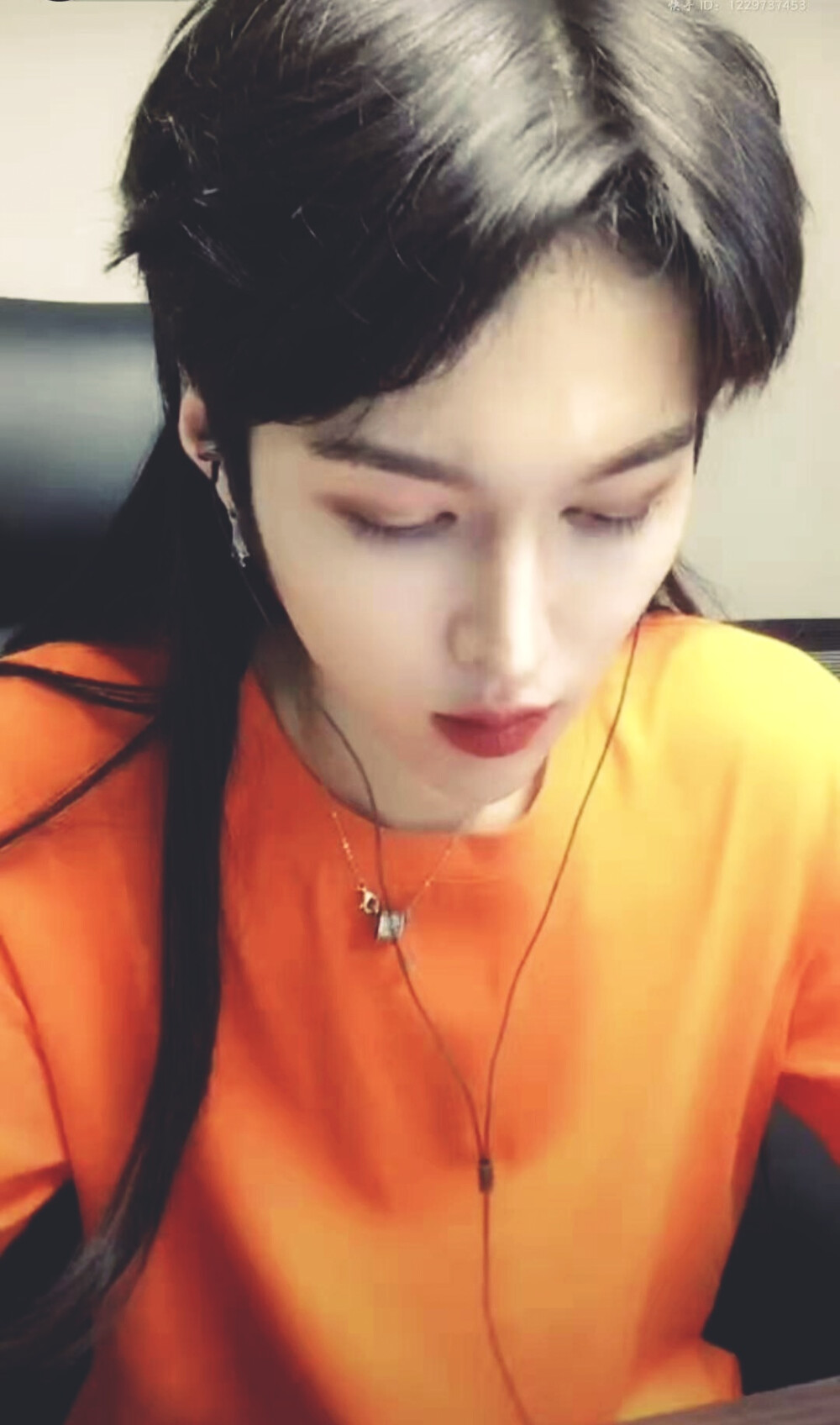 邰老板红衣哥哥